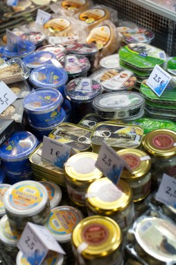 Kalatooted Eesti stendil, Berliinis Grüne Wochel. Foto: Rene Suurkaev